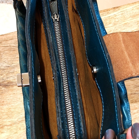 Patricia Nash Deep Blue Floral Handbag - Picture 4 of 7